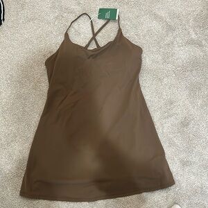 NWT Halara ez peezy active dress size L chestnut brown